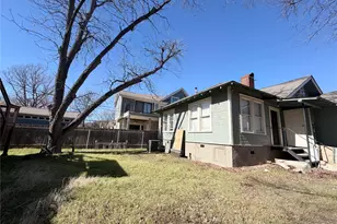 407 W 35th St, Austin, TX 78705 - Photo 19