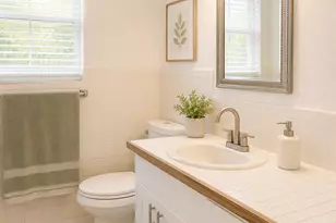407 W 35th St, Austin, TX 78705 - Photo 13