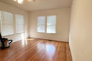 407 W 35th St, Austin, TX 78705 - Photo 9