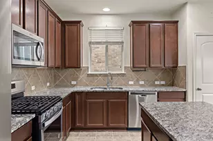 1000 McCormick Cv, Hutto, TX 78634 - Photo 11