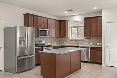 1000 McCormick Cove, Hutto, TX 78634 - Photo 13