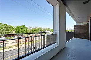 2209 S 1st St, Austin, TX 78704 - Photo 9