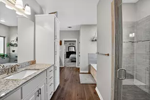 305 Western Sky Trail, Jarrell, TX 76537 - Photo 19