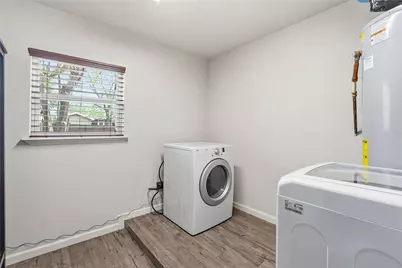 7705 Lazy Lane, Austin, TX 78757 - Photo 17