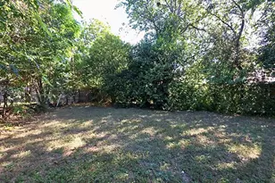 1408 Glencrest Dr, Austin, TX 78723 - Photo 17