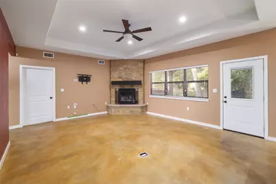 122 N Pohakea Drive, Bastrop, TX 78602 - Photo 7