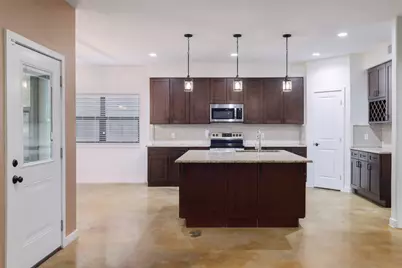 122 N Pohakea Drive, Bastrop, TX 78602 - Photo 9