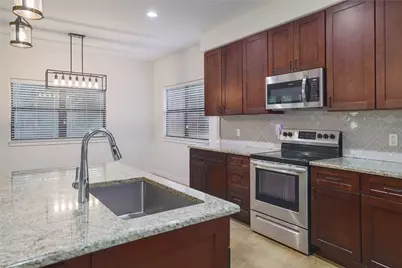 122 N Pohakea Drive, Bastrop, TX 78602 - Photo 13