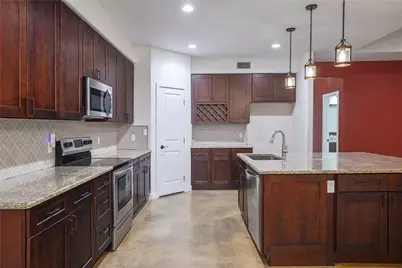122 N Pohakea Drive, Bastrop, TX 78602 - Photo 11