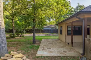 122 N Pohakea Dr, Bastrop, TX 78602 - Photo 29