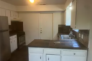 2412 Village Walk, Austin, TX 78744 - Photo 3