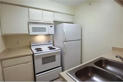 501 W 26th Street #304, Austin, TX 78705 - Photo 5