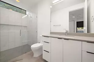 2935 Pannell St, Austin, TX 78722 - Photo 15