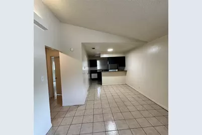 1626 Royal Hill Drive #B, Austin, TX 78741 - Photo 11