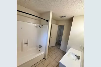 1626 Royal Hill Drive #B, Austin, TX 78741 - Photo 5