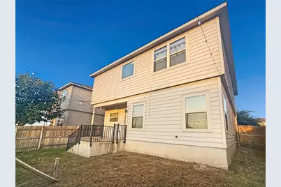 444 Major Lee Lane #14H, Jarrell, TX 76537 - Photo 5