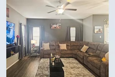 444 Major Lee Lane #14H, Jarrell, TX 76537 - Photo 7
