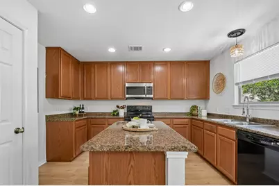 200 Thomas Cove, Leander, TX 78641 - Photo 13