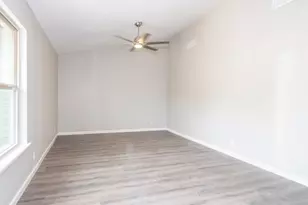 2526 Glen Springs Way, Austin, TX 78741 - Photo 15