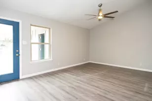 2526 Glen Springs Way, Austin, TX 78741 - Photo 3