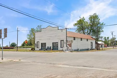 413 W Batte Street, Cameron, TX 76520 - Photo 3