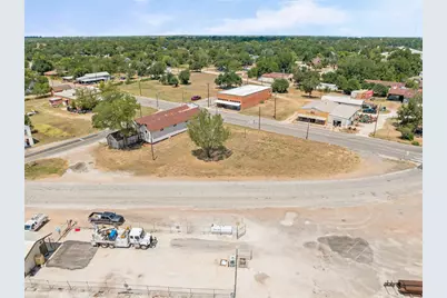 413 W Batte Street, Cameron, TX 76520 - Photo 39