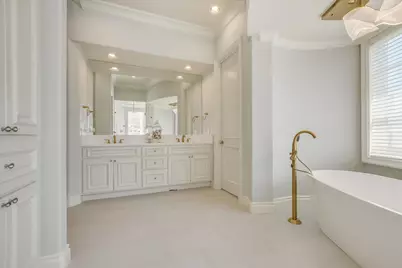 8734 Chalk Knoll Drive, Austin, TX 78735 - Photo 19