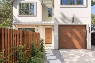 2506 E 2nd St, Austin, TX 78702 - Photo 15