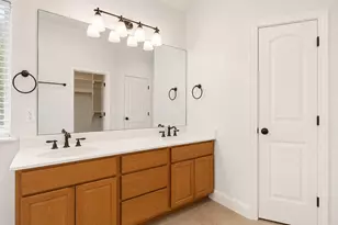 220 Ulupau Cir, Bastrop, TX 78602 - Photo 13