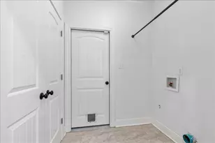 220 Ulupau Cir, Bastrop, TX 78602 - Photo 19