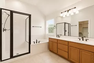 220 Ulupau Cir, Bastrop, TX 78602 - Photo 15
