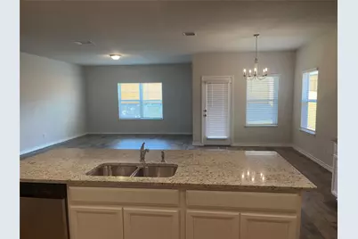 445 Blue Stem Road, New Braunfels, TX 78130 - Photo 7