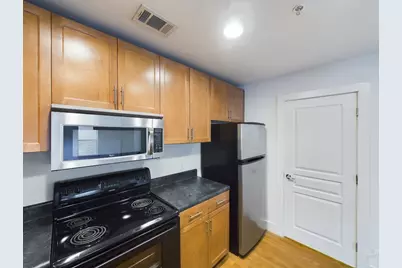 711 W 32 Street #154, Austin, TX 78705 - Photo 11