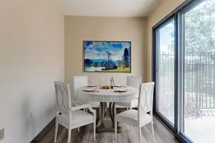 6910 Hart Ln, Austin, TX 78731 - Photo 13