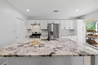 10001 Woodglen Drive, Austin, TX 78753 - Photo 7