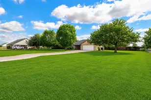1022 Barbarosa Rd, New Braunfels, TX 78130 - Photo 5