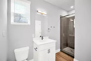 7204 Meador Ave, Austin, TX 78752 - Photo 15