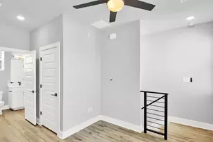 7204 Meador Ave, Austin, TX 78752 - Photo 9