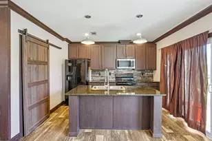 273 River Forest Dr, Bastrop, TX 78602 - Photo 11