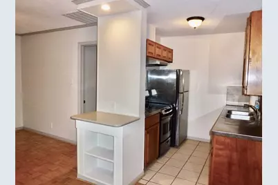 601 Hearn Street #207, Austin, TX 78703 - Photo 5