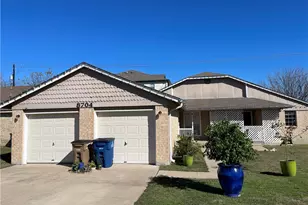 8704 Pineridge Dr, Austin, TX 78729 - Photo 1