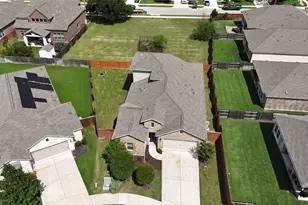 505 Sixpence Ln, Georgetown, TX 78628 - Photo 37