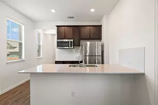 505 Sixpence Ln, Georgetown, TX 78628 - Photo 29