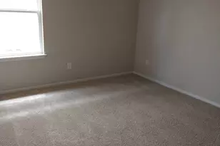 11624 Lago de Garda Dr, Austin, TX 78747 - Photo 9