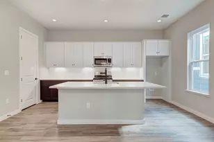 3809 Valley View Rd, Austin, TX 78704 - Photo 13