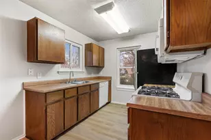 1100 Fairlawn Cove, Round Rock, TX 78664 - Photo 11