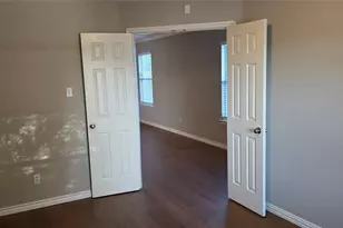 204 Quail Hollow Dr, Hutto, TX 78634 - Photo 11