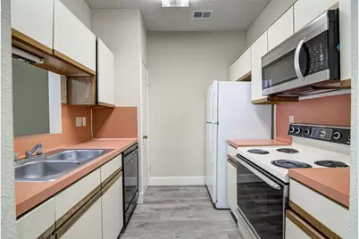 2804 Rio Grande Street #208, Austin, TX 78705 - Photo 11