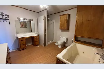 909 Fannin Street, Nocona, TX 76255 - Photo 13