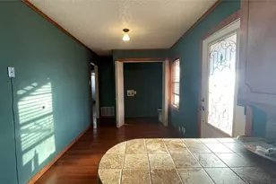 909 Fannin St, Nocona, TX 76255 - Photo 9